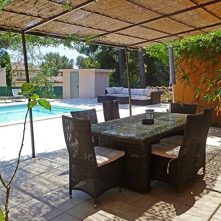 Dom wakacyjny Holiday Le Canneddu La Ciotat